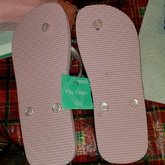 Flip Flops - Picture 2 of 2